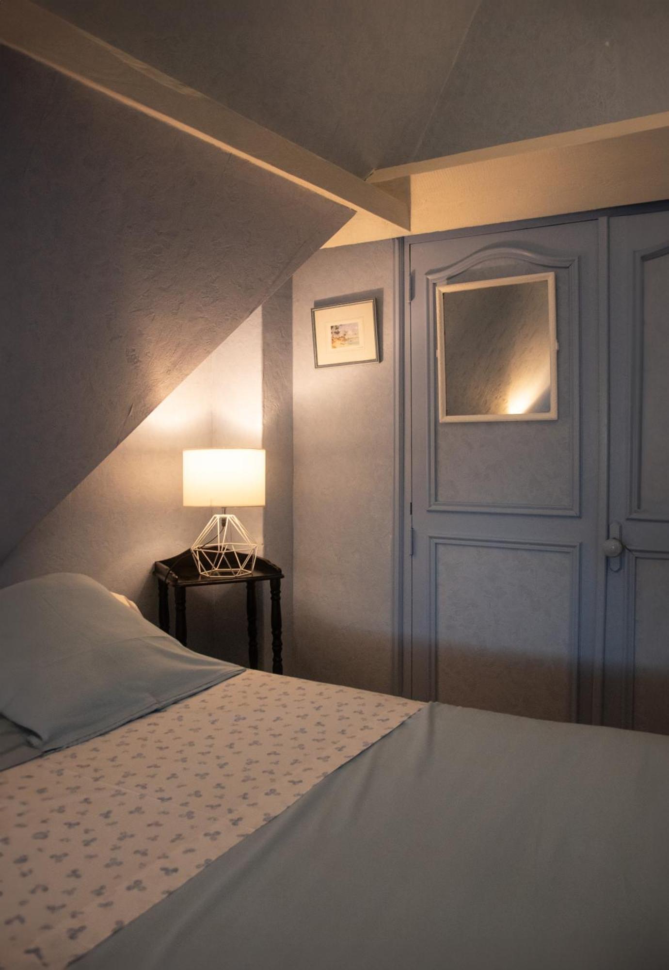 Chambre Familiale avec Douche
